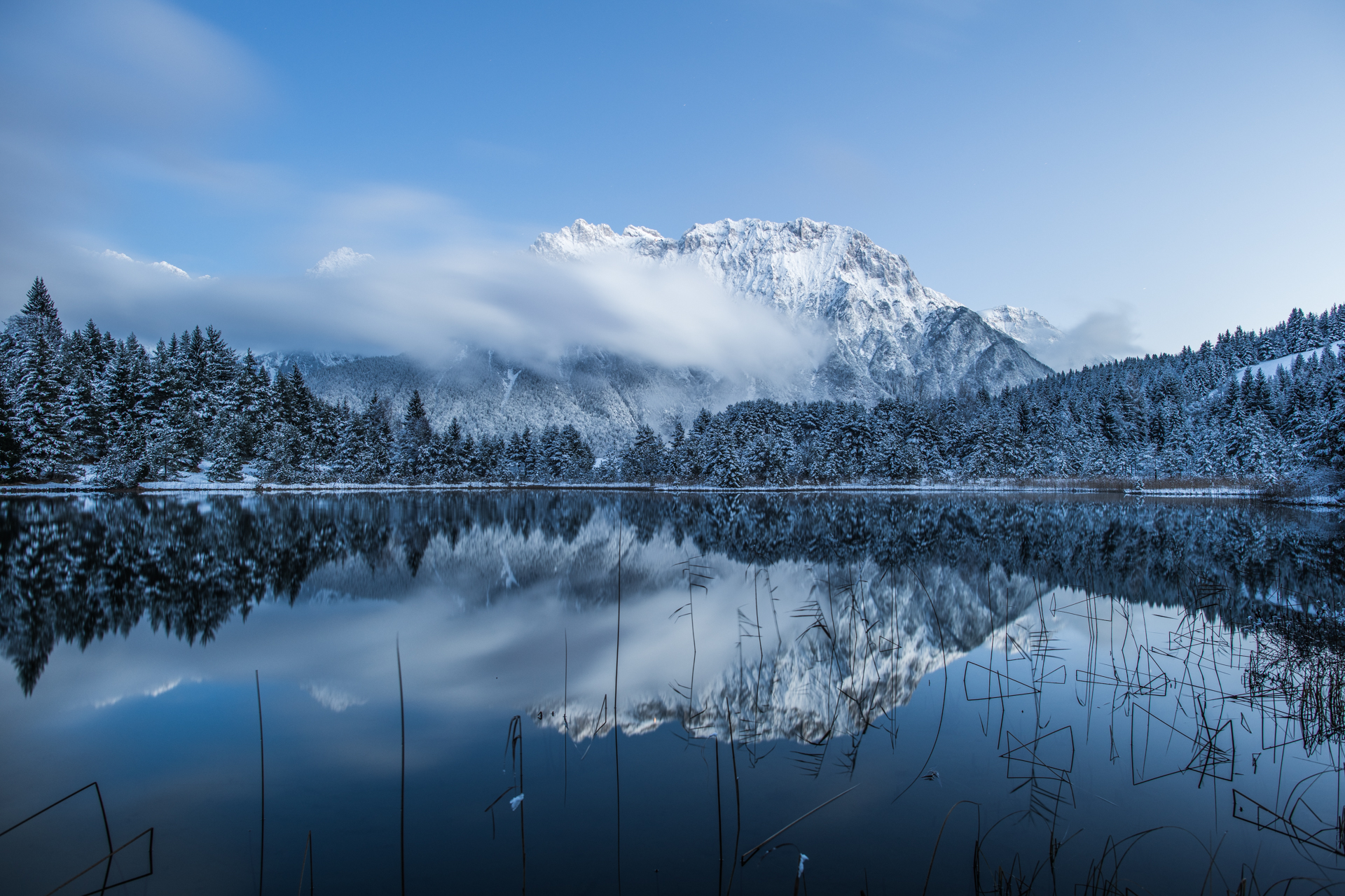 Winterlandschaft mit See Winterlandschaft mit See